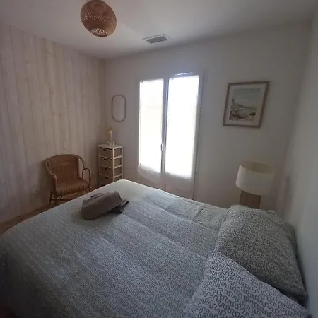 Cassy Maison 3 Avec Jardin 度假居
